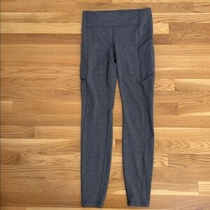 LULULEMON Leggins Womens Size 6 Gray.